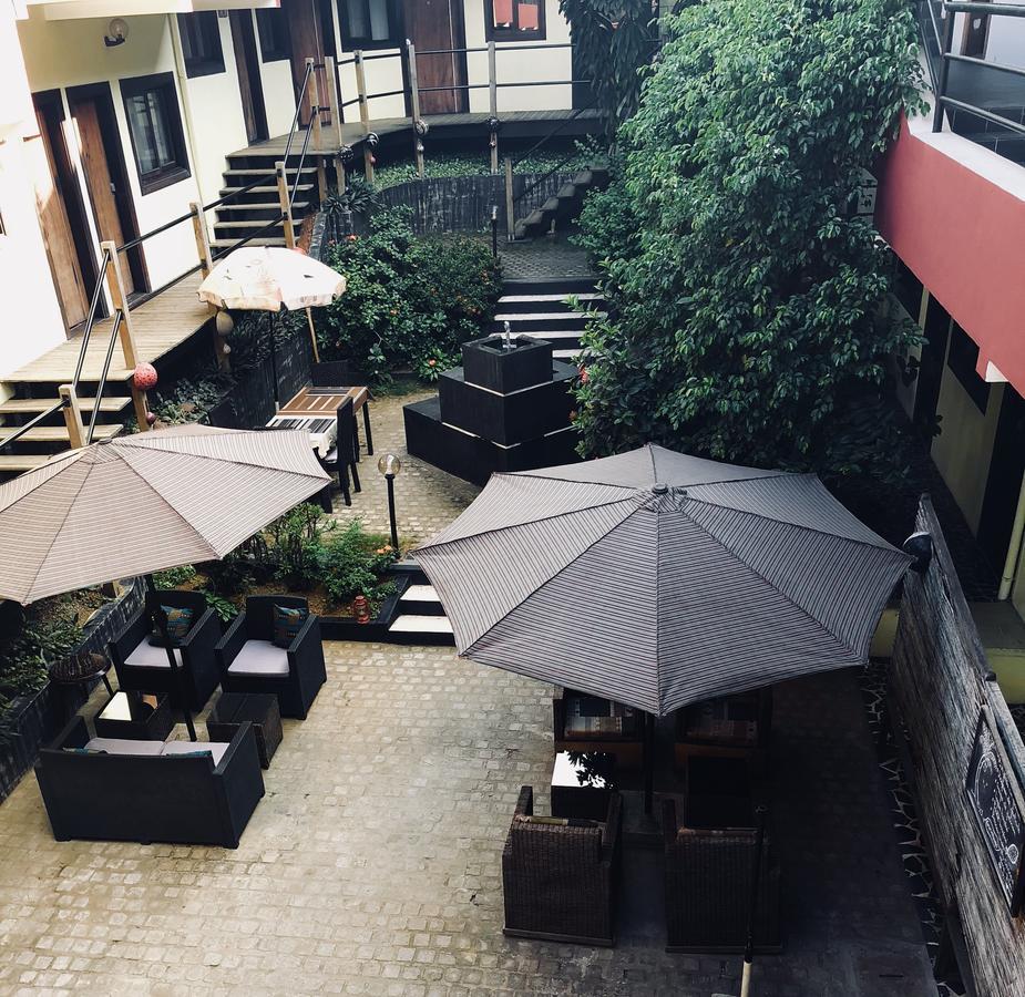 Détente Hôtel Abiyán Exterior foto